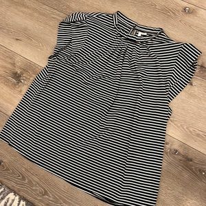Elle brand (Kohls) Women’s Blouse - black/white stripe - XL - flowy fit
